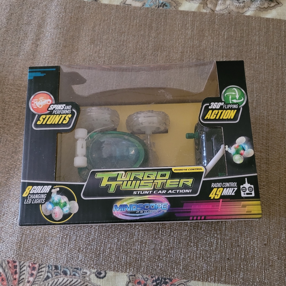 New Turbo Twister stunt car w/remote control